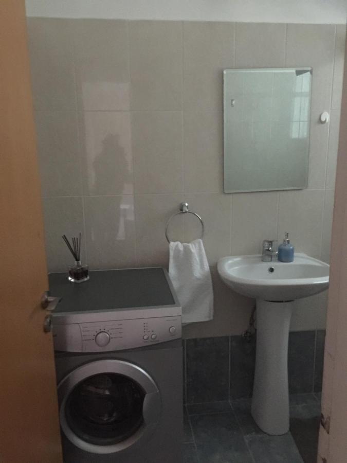 Davi'S Studio Apartment Paphos Exterior photo